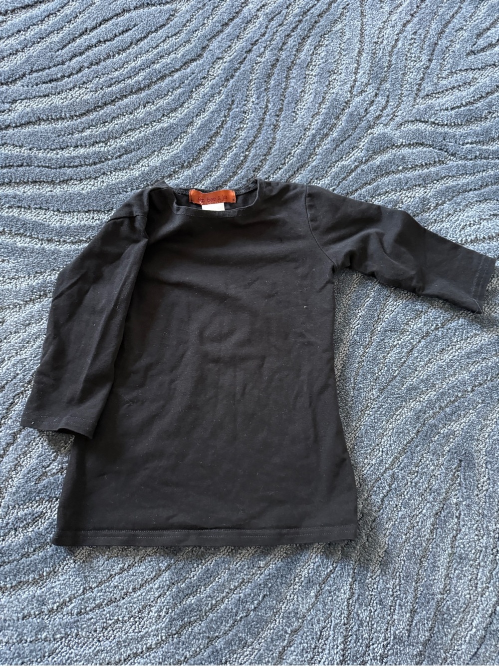 Girls black 3/4 sleeve shell